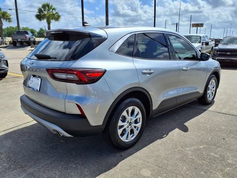 Certified 2024 Ford Escape Active w/ Tech Pack #1 FWD image 2