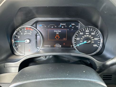 Used 2021 Ford F350 Platinum image 11