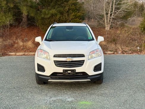 Used 2016 Chevrolet Trax LT image 3