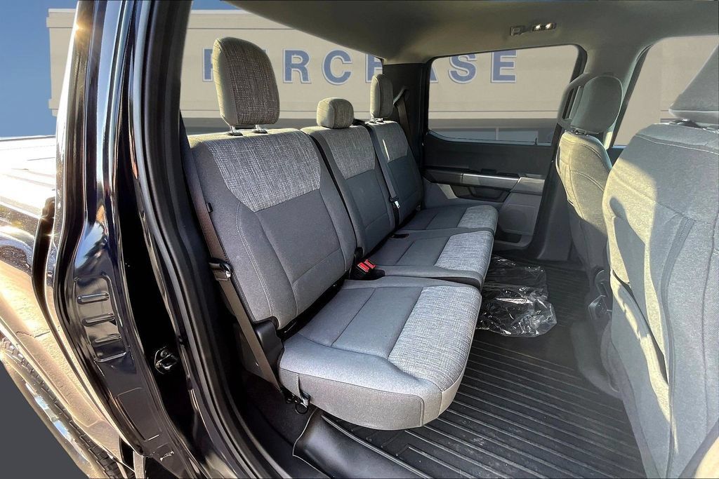Used 2023 Ford F150 XLT w/ Trailer Tow Package AWD/4WD image 27
