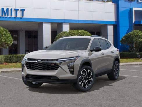 New 2026 Chevrolet Trax RS w/ Driver Confidence Package FWD image 6