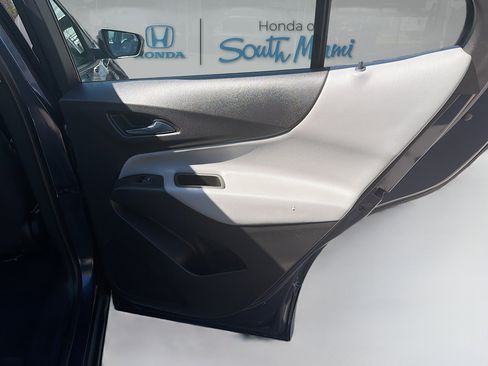 Used 2019 Chevrolet Equinox LS image 30