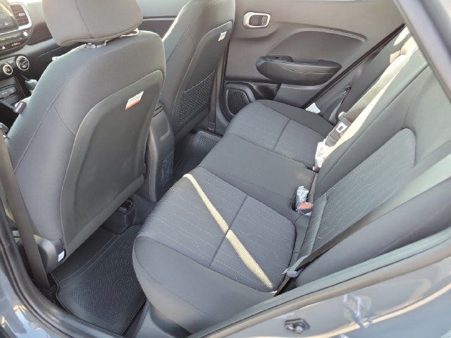 New 2026 Hyundai Venue SE FWD image 22