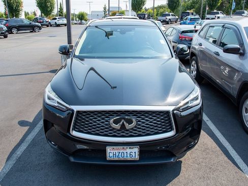 Used 2019 INFINITI QX50 Essential w/ Proactive Package AWD/4WD image 2