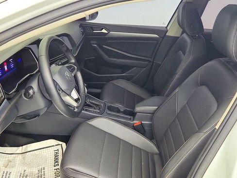 Used 2022 Volkswagen Jetta SE w/ Panoramic Sunroof Package FWD image 20