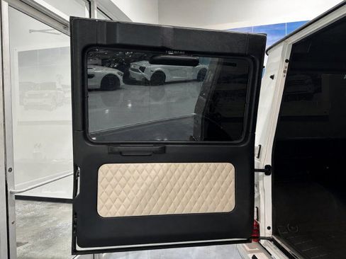 Used 2017 Mercedes-Benz G 63 AMG 4MATIC image 42