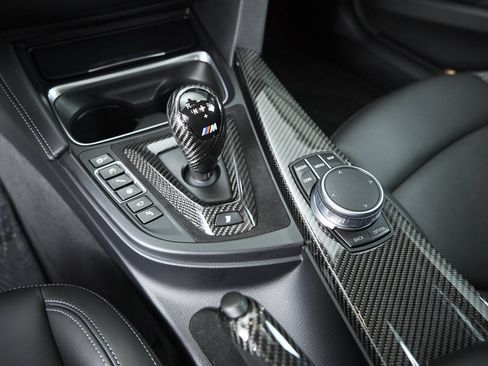 Used 2018 BMW M3 RWD image 62