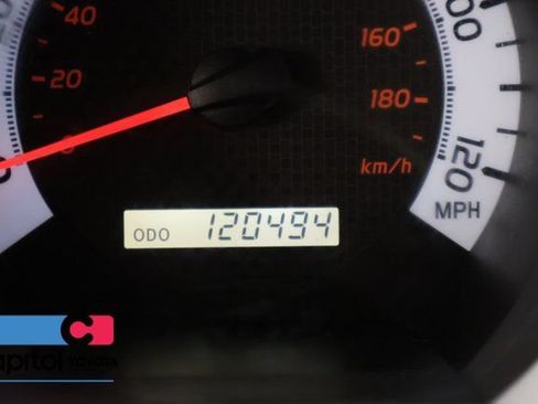 Used 2014 Toyota Tacoma PreRunner RWD image 15