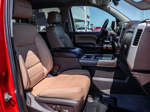 Used 2018 GMC Sierra 1500 Denali AWD/4WD image 12