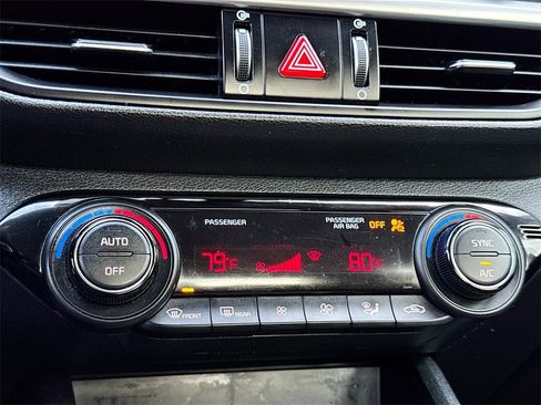 Used 2019 Kia Forte Sedan image 18