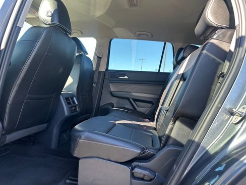 Used 2023 Volkswagen Atlas SE image 13