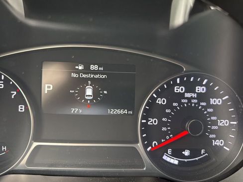 Used 2017 Kia Soul ! w/ Tech Package FWD image 26