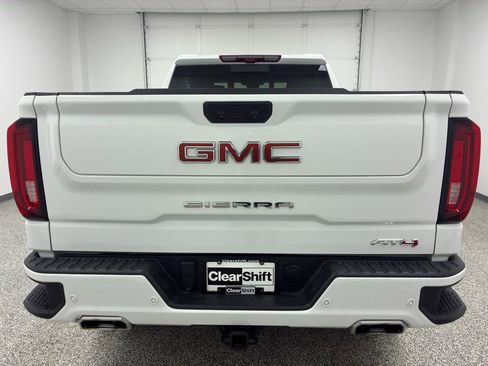 Used 2023 GMC Sierra 1500 AT4 w/ Technology Package image 10