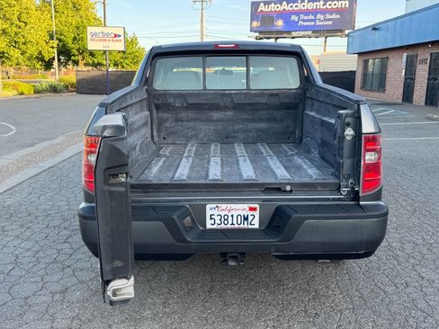 Used 2010 Honda Ridgeline RT image 17