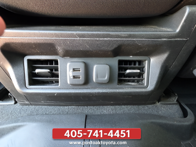 Used 2021 Chevrolet Silverado 1500 LT AWD/4WD image 21