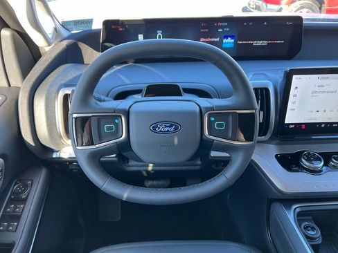 New 2026 Ford Expedition Max Active image 38