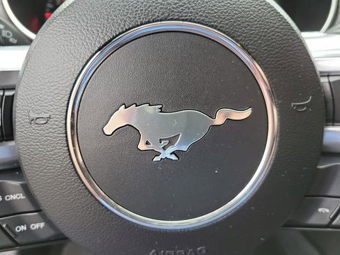 Used 2018 Ford Mustang Coupe image 16