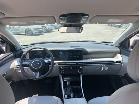Certified 2025 Hyundai Tucson SEL FWD image 26