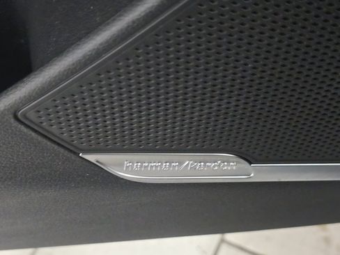 Used 2024 Kia Sportage SX image 28