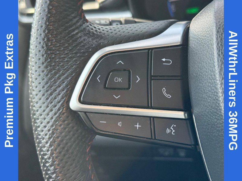 Used 2024 Toyota Sienna XSE w/ XSE Premium Package FWD image 16