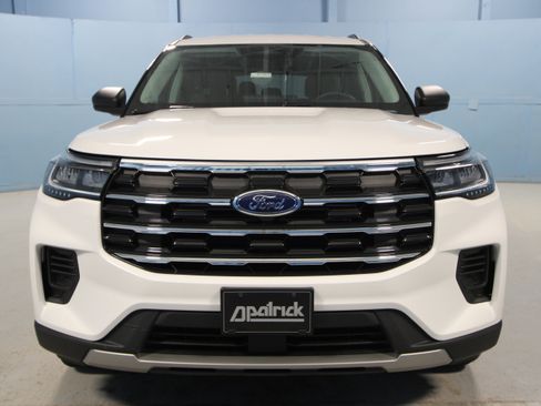 New 2026 Ford Explorer Active image 25