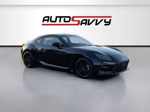 Used 2025 Toyota GR86 Premium RWD image 1