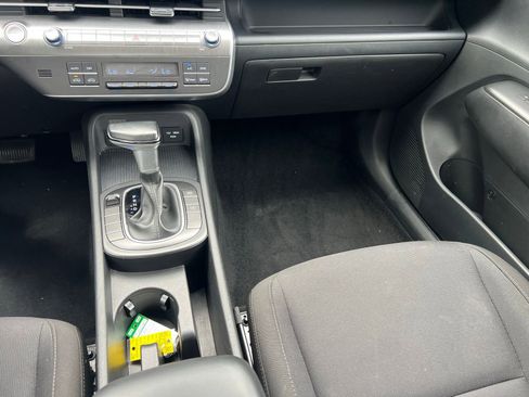 Used 2024 Hyundai Kona SEL FWD image 32