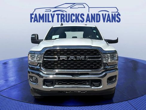 Used 2024 RAM 2500 Big Horn w/ Off Road Package AWD/4WD image 8