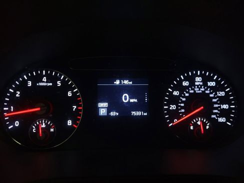 Used 2019 Kia Sorento AWD image 23