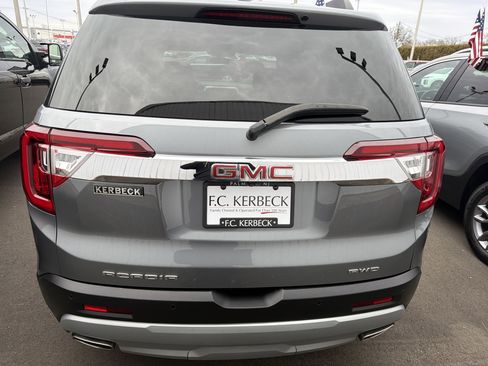 Used 2020 GMC Acadia SLE w/ Driver Convenience Package image 5