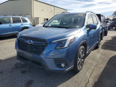 Used 2022 Subaru Forester Limited w/ Popular Package #3 image 3
