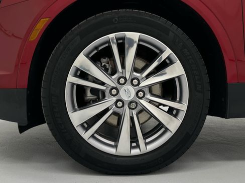 Used 2023 Cadillac XT5 Premium Luxury AWD/4WD image 8