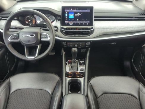 Used 2024 Jeep Compass Latitude AWD/4WD image 22