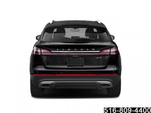 Used 2020 Lincoln Nautilus Reserve w/ Equipment Group 202A image 6