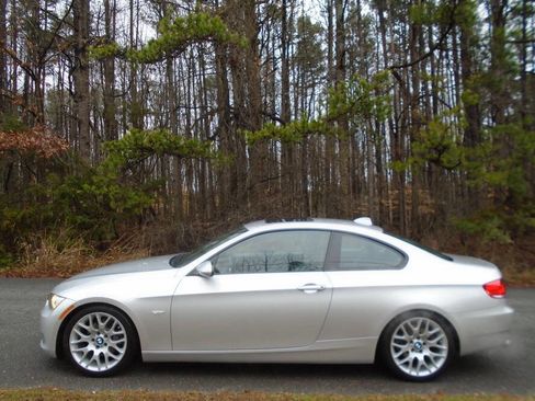 Used 2009 BMW 328i Coupe image 8