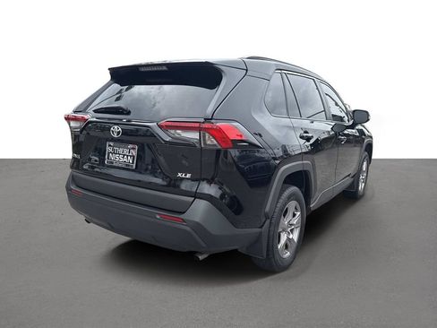 Used 2024 Toyota RAV4 XLE w/ Convenience Package FWD image 5
