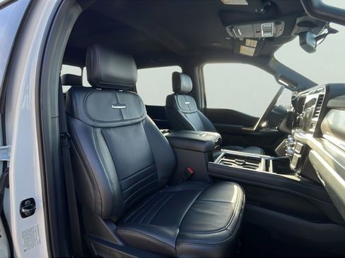New 2026 Ford F250 Platinum image 19