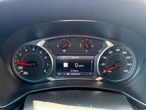 Used 2022 Chevrolet Equinox RS w/ RS Leather Package FWD image 16