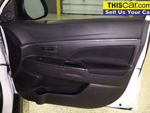 Used 2014 Mitsubishi Outlander Sport ES image 27