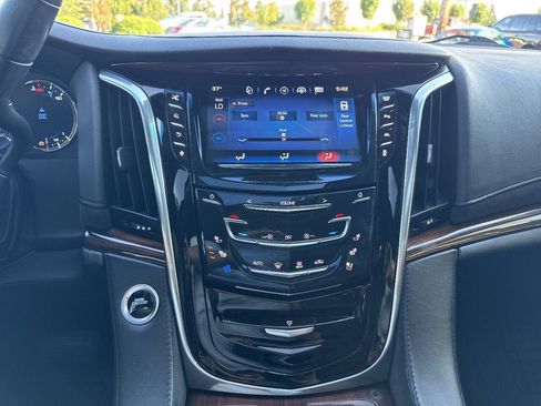 Used 2016 Cadillac Escalade Premium AWD/4WD image 47