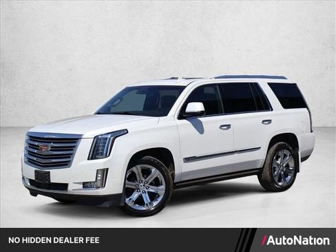 Used 2017 Cadillac Escalade Platinum AWD/4WD image 1
