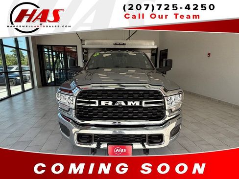 Used 2022 RAM 3500 Tradesman AWD/4WD image 9