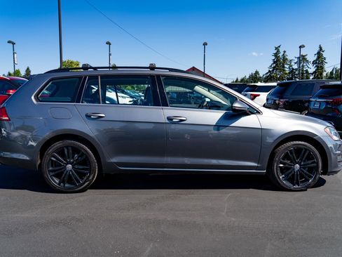 Used 2015 Volkswagen Golf TDI SE FWD image 7