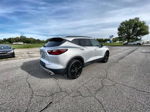Used 2022 Chevrolet Blazer LT image 8