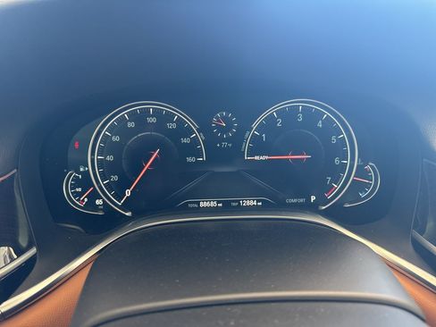 Used 2017 BMW 740i RWD image 18