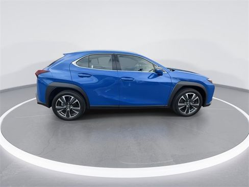 Used 2024 Lexus UX 250h AWD image 9