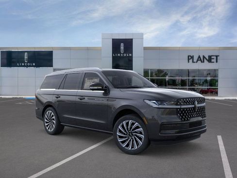 New 2025 Lincoln Navigator Black Label image 7