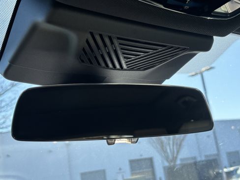 Certified 2025 BMW X1 xDrive28i w/ Convenience Package image 27