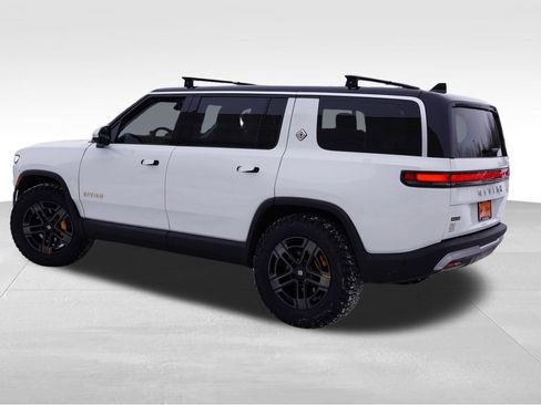 Used 2023 Rivian R1S Adventure image 8