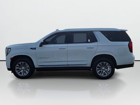 Used 2024 GMC Yukon Denali w/ Advanced Technology Package AWD/4WD image 2